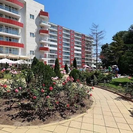 Fenix Hotel 4*