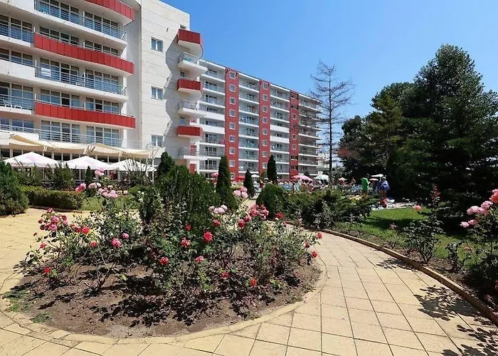 Fenix Hotel 4*